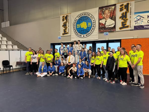 TAEKWON-DO MAGYAR BAJNOKSÁG MONORON