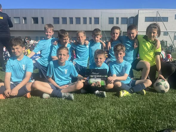 Negyedik helyen zárta U10-es csapatunk a kiváló rendezésű, 25 csapatos, II. Health Sport Super Cup tornát!
